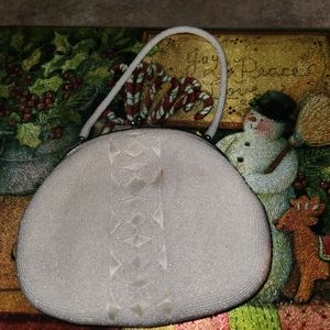 Pretty Vintage White Glass Seed Bead Wristlet Evening Bag Purse Japan
